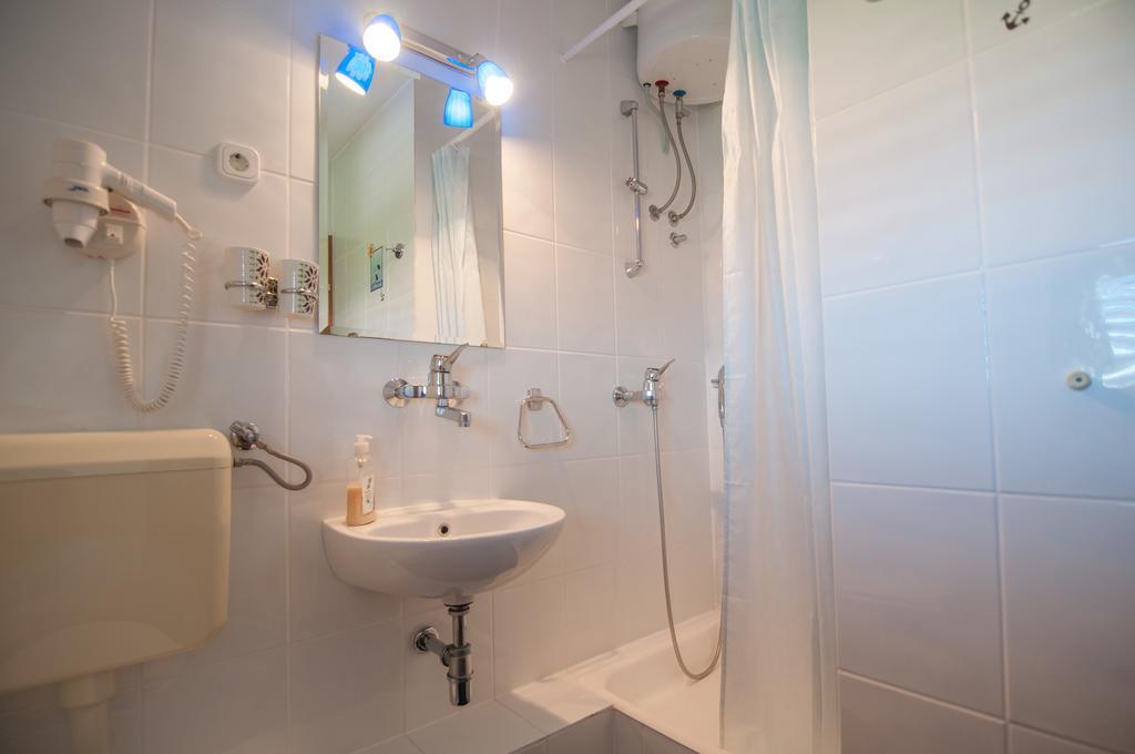 Apartments Raic Супетар Экстерьер фото